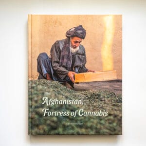 Front cover of the photography book Afghanistan, Fortress of cannabis.